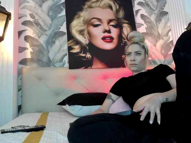 Modelo: viktoria-davis
