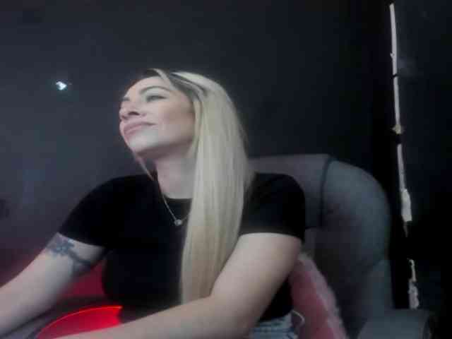 viktoria-davis webcam