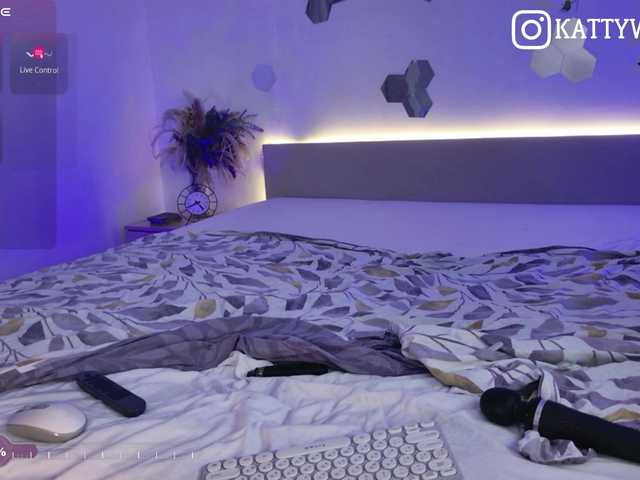 KATTY-PRETTY live cam on BongaCams