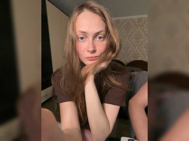 DvaBomja live cam on BongaCams