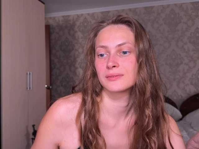 le modèle cutemilana_sexwife est en webcam porno dans un show sur le site bongacams, il possède les tags suivants: White/Caucasian,Blonde,Shaved