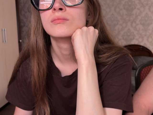 Live трансляция cutemilana_sexwife - Runet.cam