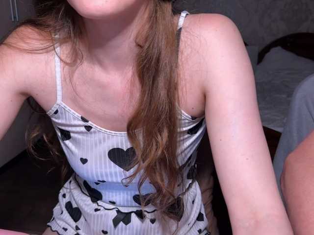 DvaBomja live cam on BongaCams