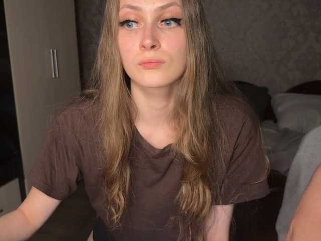 Live трансляция cutemilana_sexwife - Runet.cam