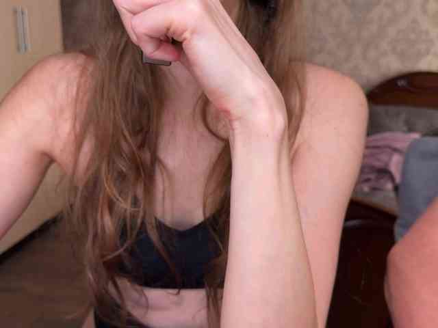 cutemilana_sexwife webcam