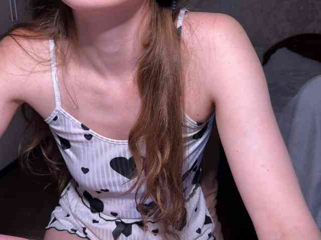 Model: cutemilana_sexwife