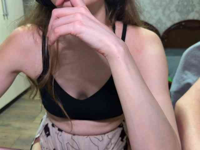 cutemilana_sexwife webcam