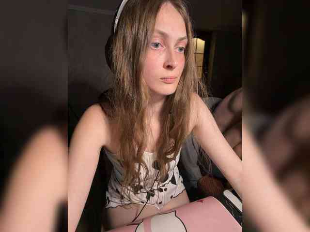 cutemilana_sexwife webcam
