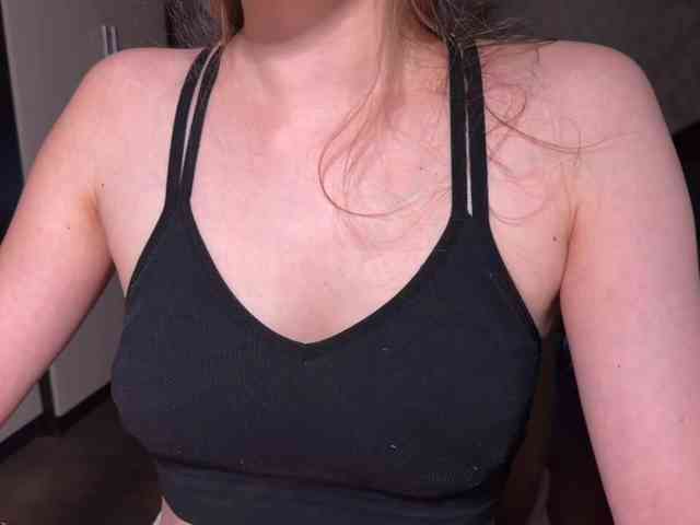 cutemilana_sexwife webcam