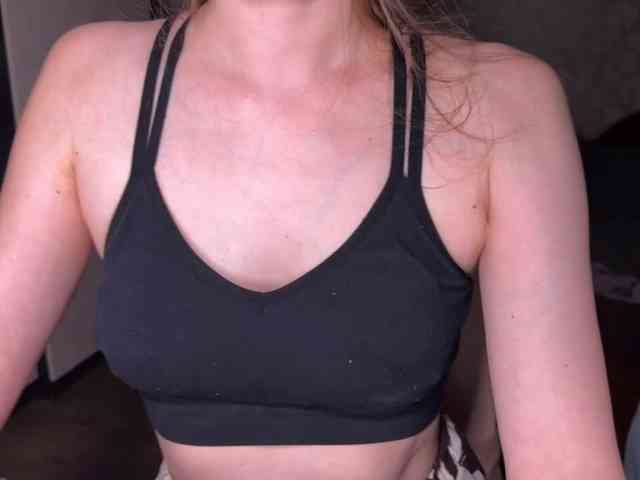 cutemilana_sexwife webcam