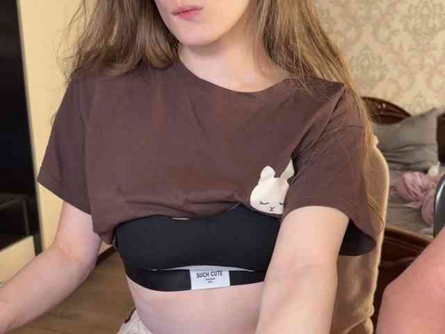 Model: cutemilana_sexwife