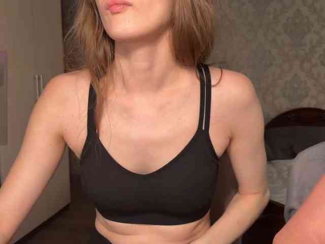 cutemilana_sexwife webcam