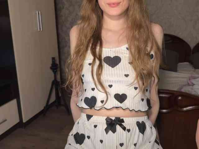 cutemilana_sexwife webcam