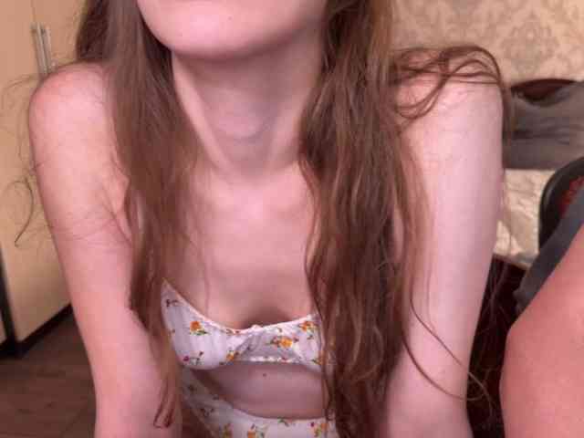 cutemilana_sexwife's live room