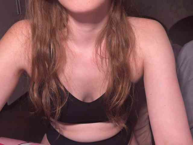 cutemilana_sexwife webcam