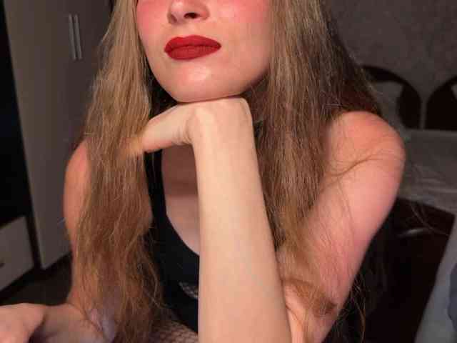 cutemilana_sexwife webcam
