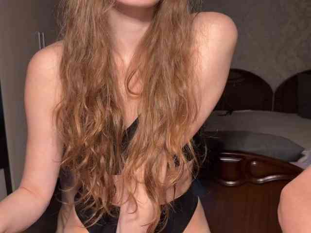 cutemilana_sexwife webcam