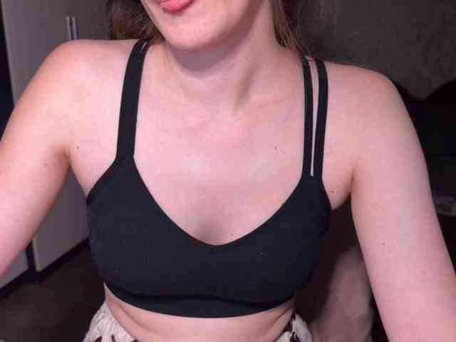 cutemilana_sexwife webcam