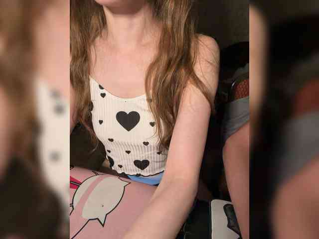 cutemilana_sexwife's live room