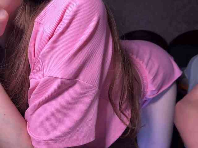 Model: cutemilana_sexwife