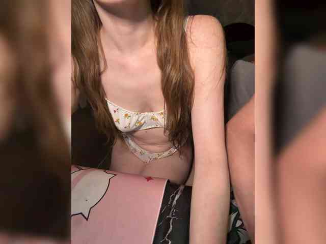 cutemilana_sexwife webcam