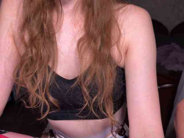 cutemilana_sexwife webcam