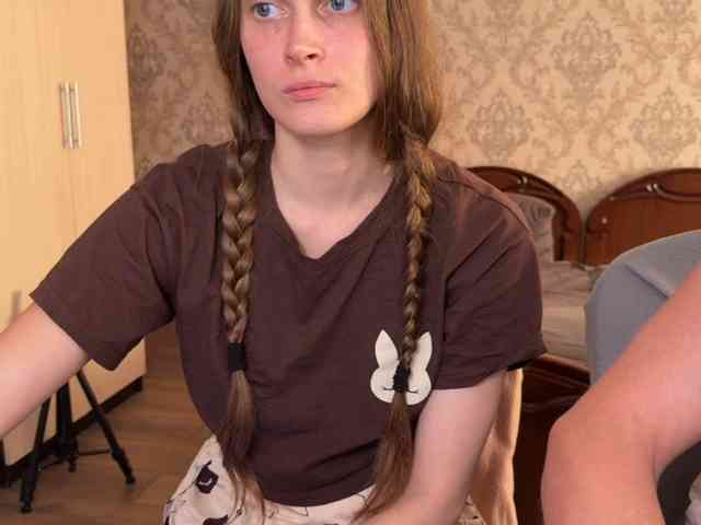 cutemilana_sexwife webcam