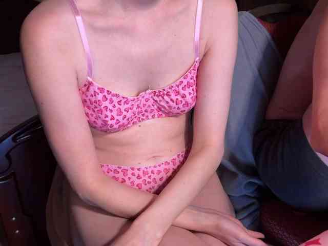 cutemilana_sexwife webcam