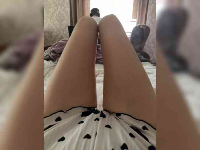 Cutemilana_sexwife's cam show statistics and live stream
