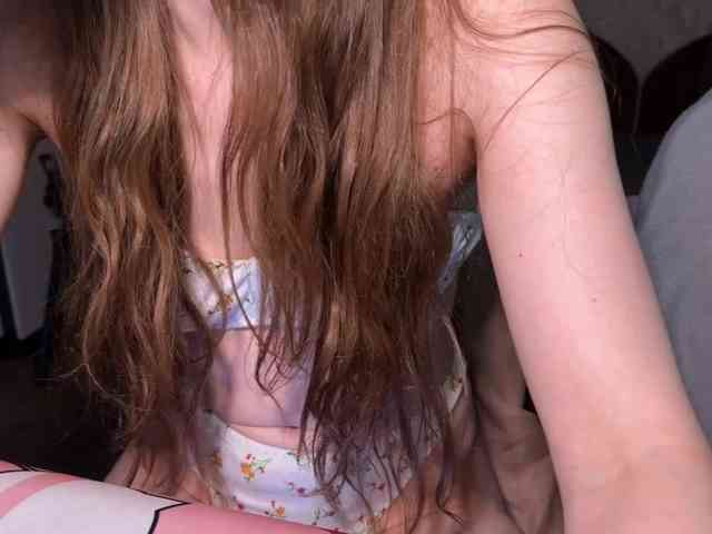 cutemilana_sexwife webcam