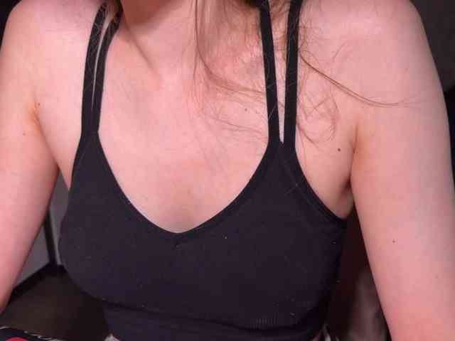 cutemilana_sexwife webcam
