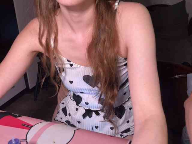 cutemilana_sexwife webcam