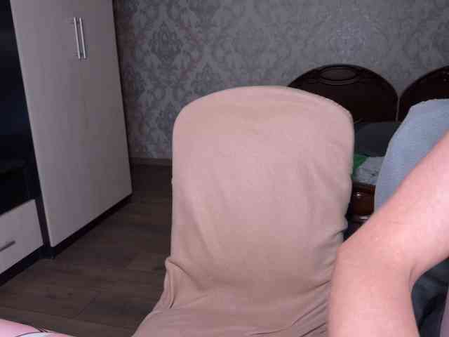 cutemilana_sexwife webcam