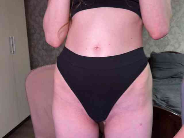 cutemilana_sexwife's live room