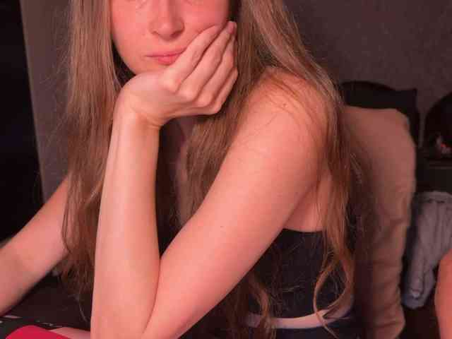 cutemilana_sexwife webcam