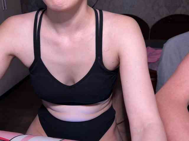 cutemilana_sexwife webcam