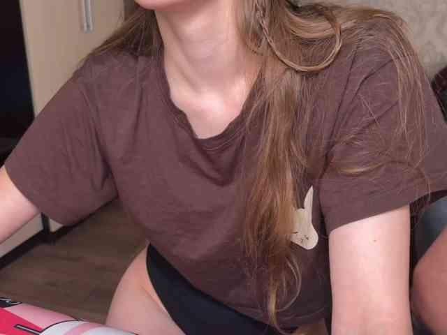 cutemilana_sexwife webcam