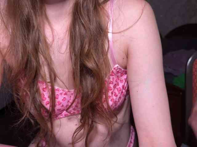 Model: cutemilana_sexwife