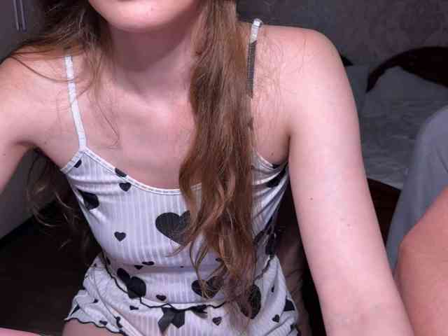 Model: cutemilana_sexwife