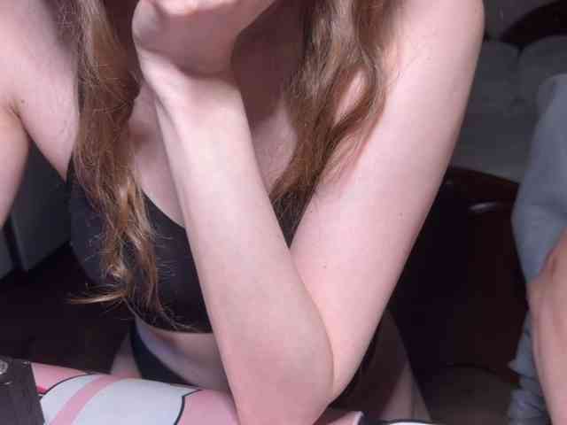 cutemilana_sexwife webcam