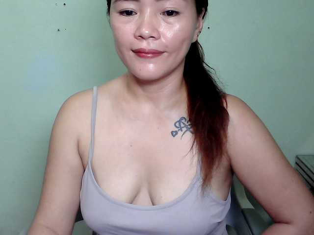 Wildhotsinglemom69