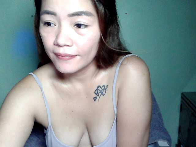 Wildhotsinglemom69