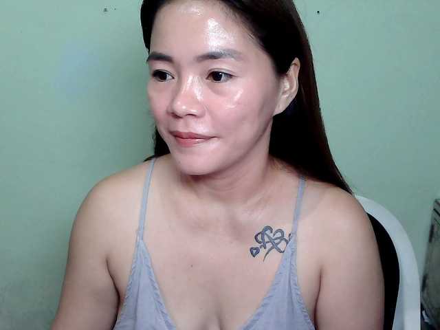 Wildhotsinglemom69