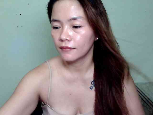 Wildhotsinglemom69 webcam