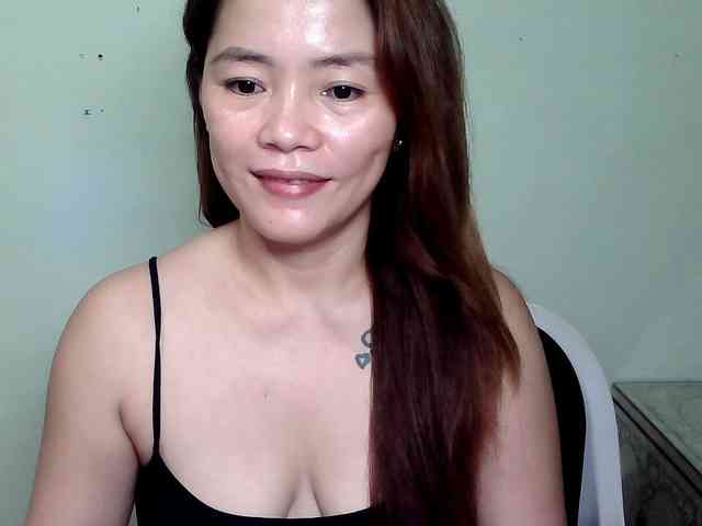 Wildhotsinglemom69 webcam