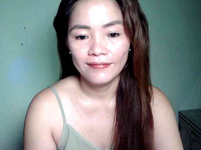 Wildhotsinglemom69 webcam