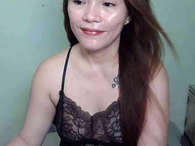 Wildhotsinglemom69 webcam