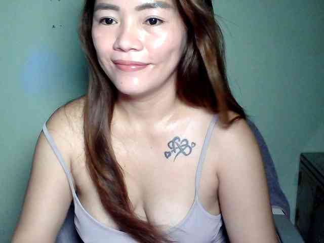 Wildhotsinglemom69 webcam
