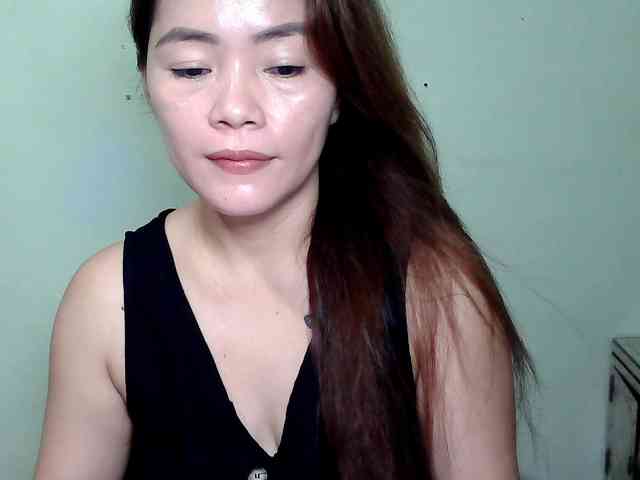 Wildhotsinglemom69 webcam