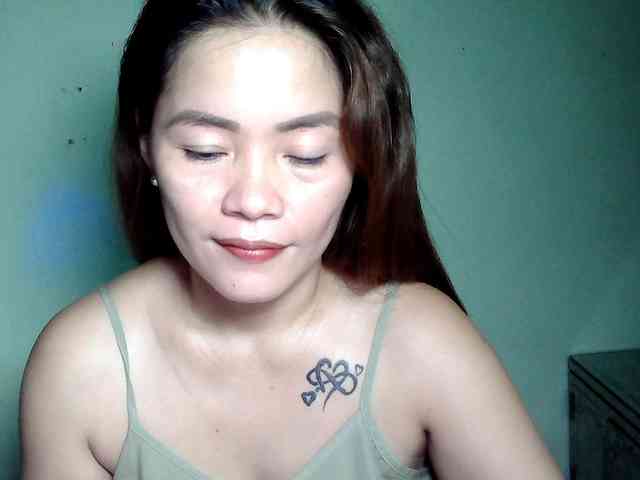 Wildhotsinglemom69 webcam